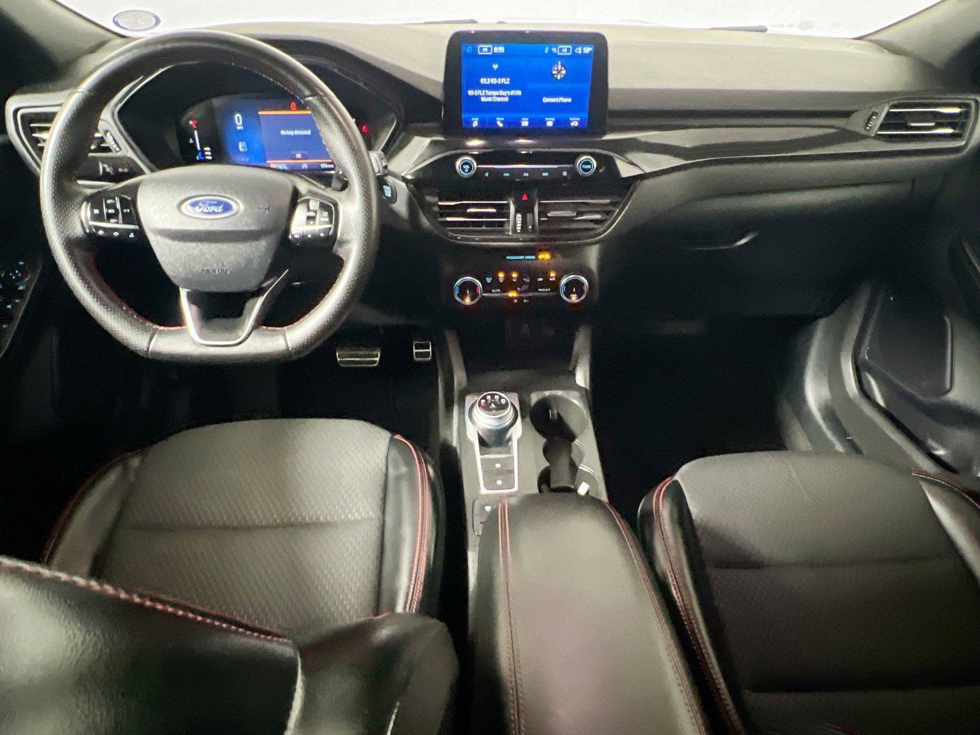 Used 2024 Ford Escape ST-Line image 30