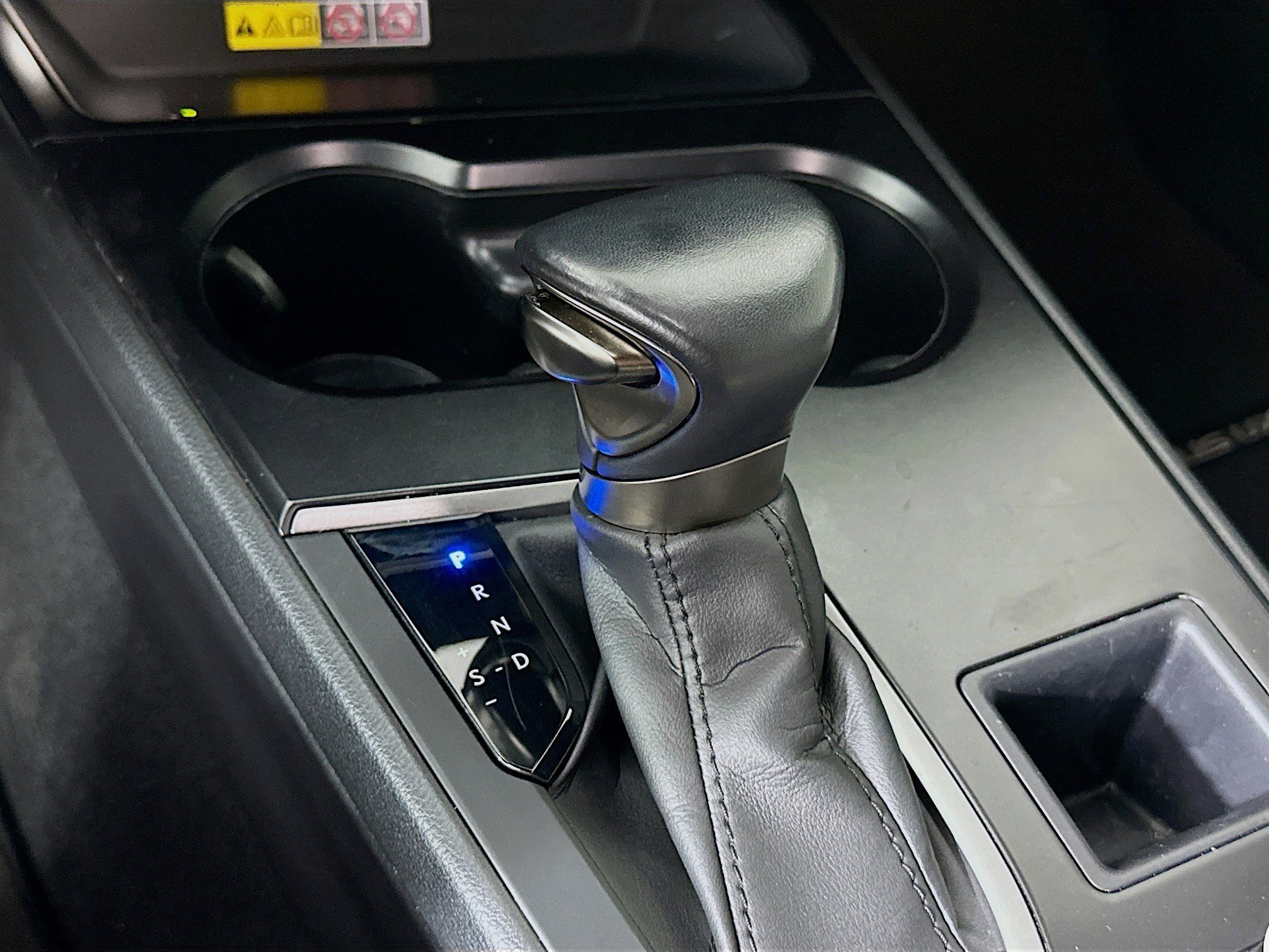 Used 2023 Lexus UX 250h FWD image 23