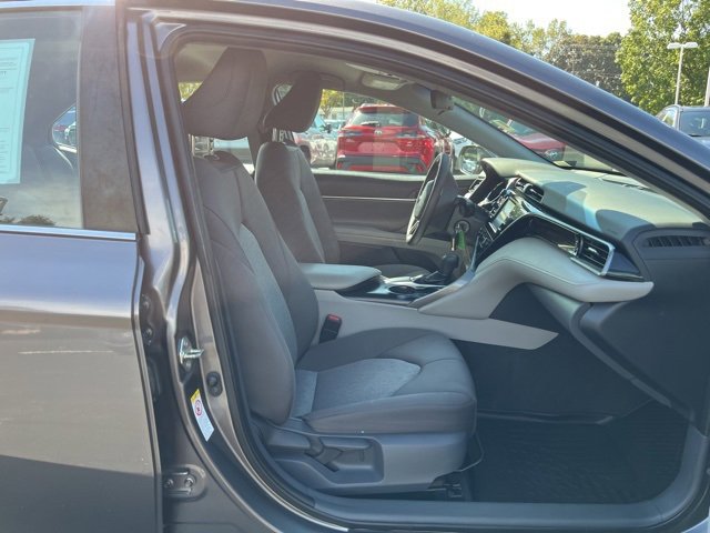 Used 2019 Toyota Camry LE image 15