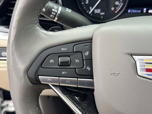 Used 2022 Cadillac XT6 Premium Luxury w/ Technology Package AWD/4WD image 30
