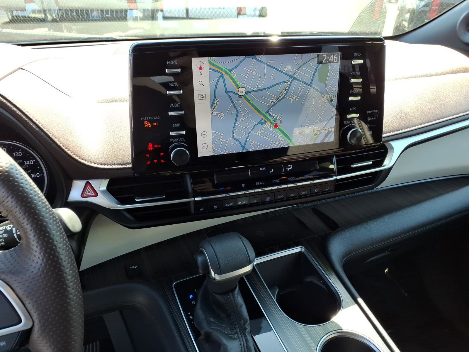 Certified 2021 Toyota Sienna Platinum AWD/4WD image 9