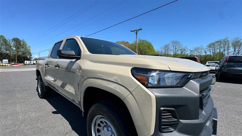 Used 2024 Chevrolet Colorado W/T image 24