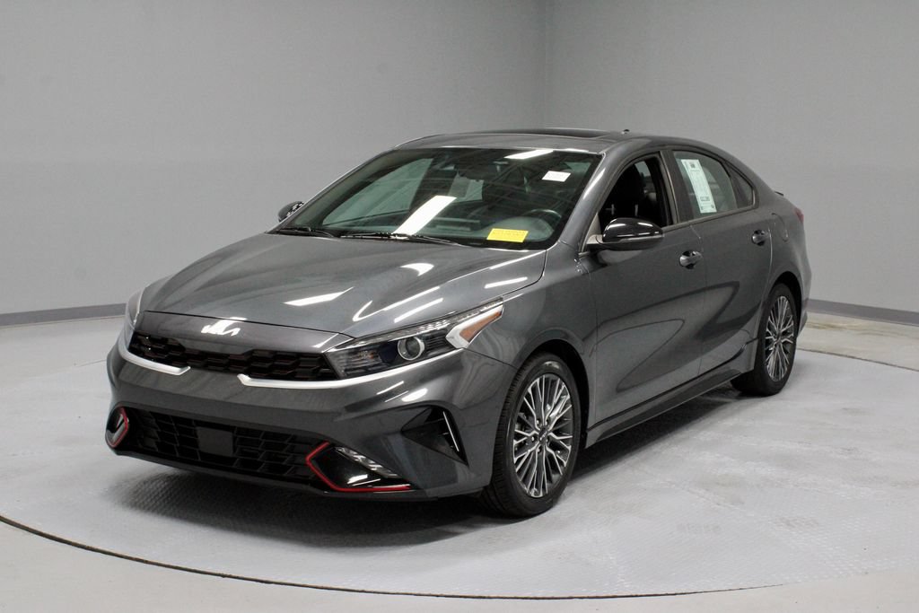 Used 2023 Kia Forte GT-Line w/ GT-Line Premium Package FWD image 7