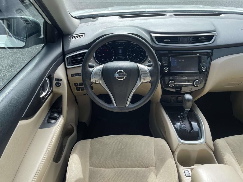 Used 2016 Nissan Rogue SV w/ SV Premium Package FWD image 15
