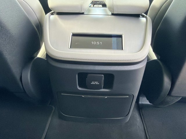 New 2026 Lincoln Navigator Premiere image 24