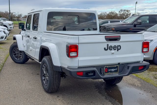 New 2026 Jeep Gladiator Sport AWD/4WD image 10