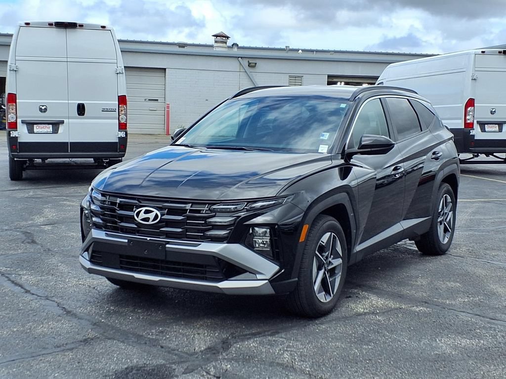 Used 2026 Hyundai Tucson SEL FWD image 2