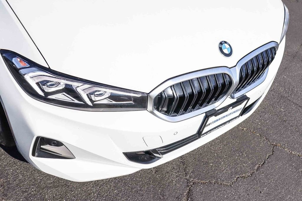 Certified 2023 BMW 330i Sedan w/ Driving Assistance Package image 10
