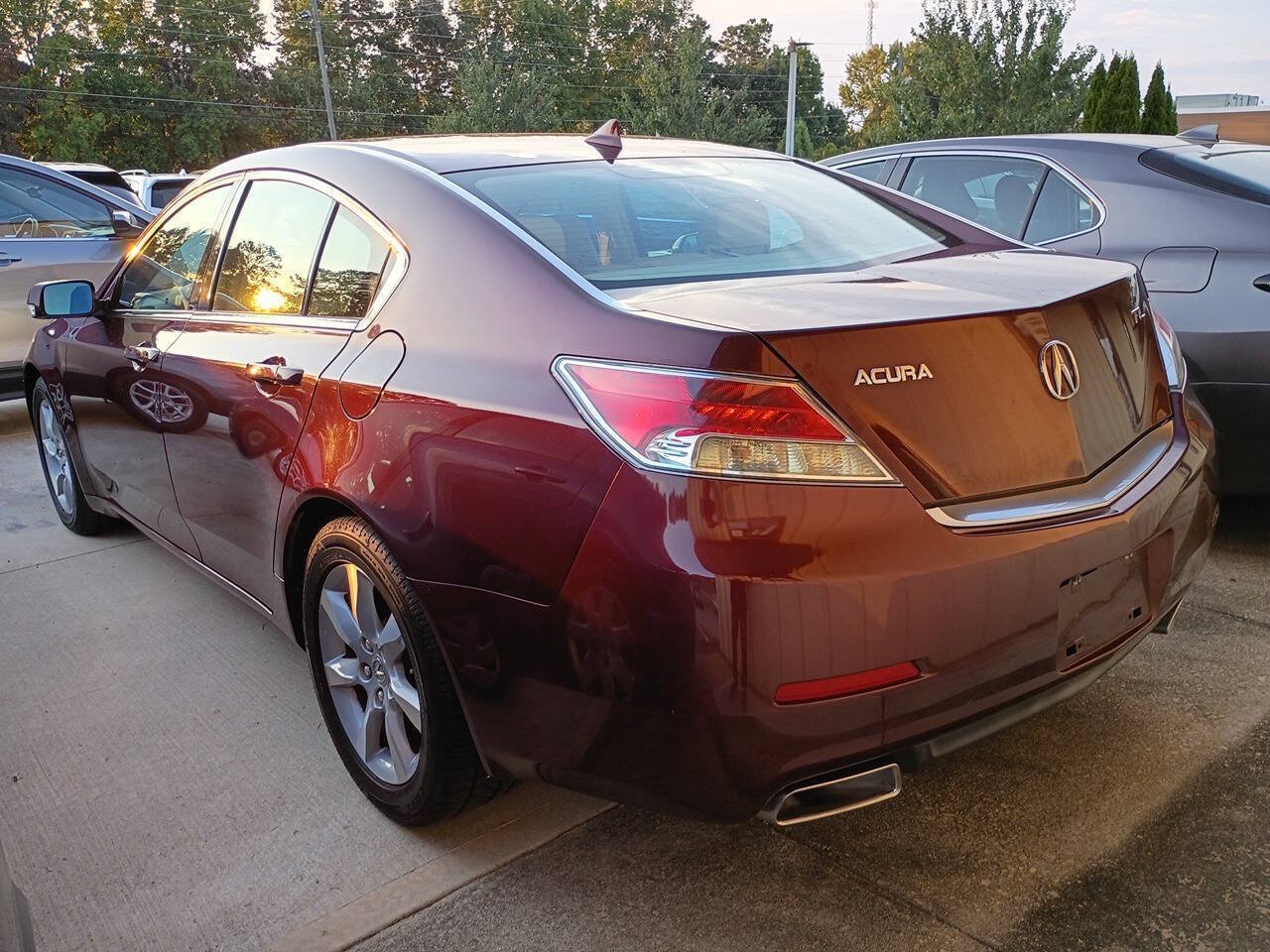 Used 2012 Acura TL FWD image 4