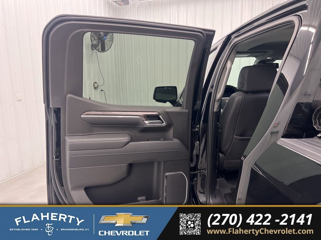 Used 2025 Chevrolet Silverado 1500 LTZ w/ LTZ Premium Package image 10