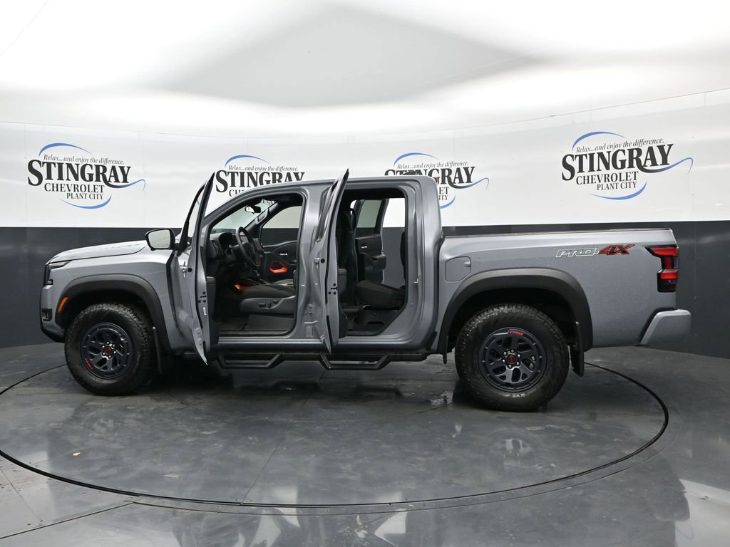 Used 2025 Nissan Frontier PRO-4X w/ Pro Convenience Package AWD/4WD image 28