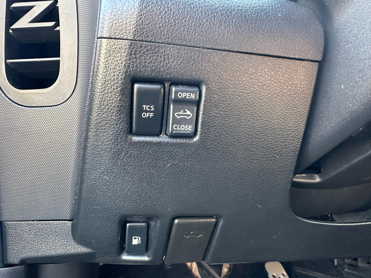 Used 2006 Nissan 350Z Touring image 33