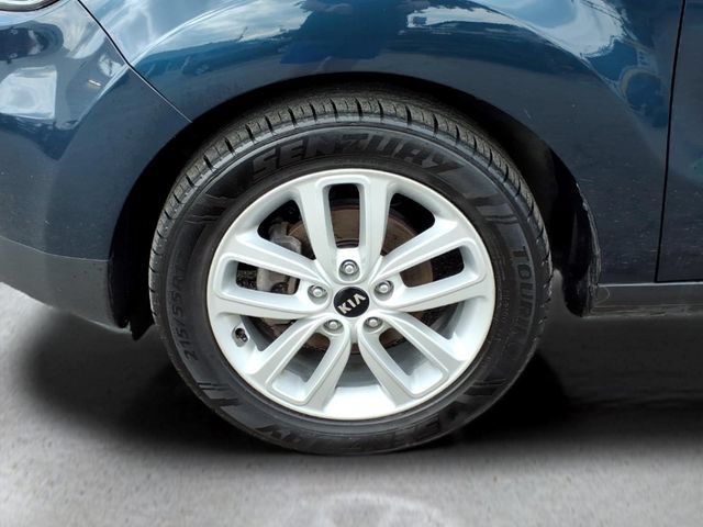 Used 2019 Kia Soul + FWD image 10