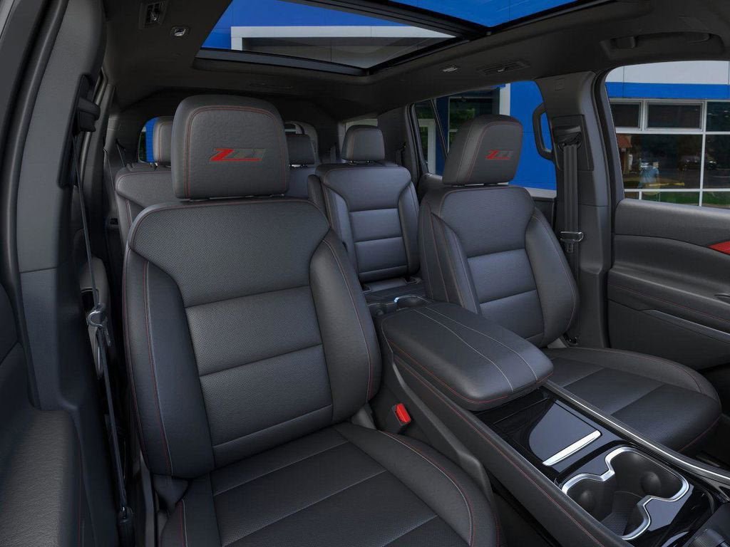 New 2026 Chevrolet Traverse Z71 w/ Driver Confidence Package image 16