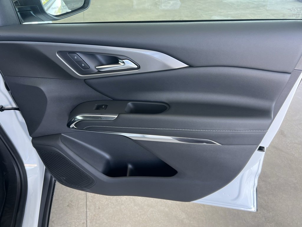 New 2026 Chevrolet Traverse LT w/ Sun and Wheel Package image 26