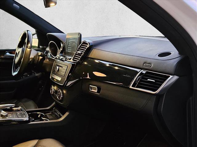 Used 2018 Mercedes-Benz GLE 43 AMG 4MATIC image 20