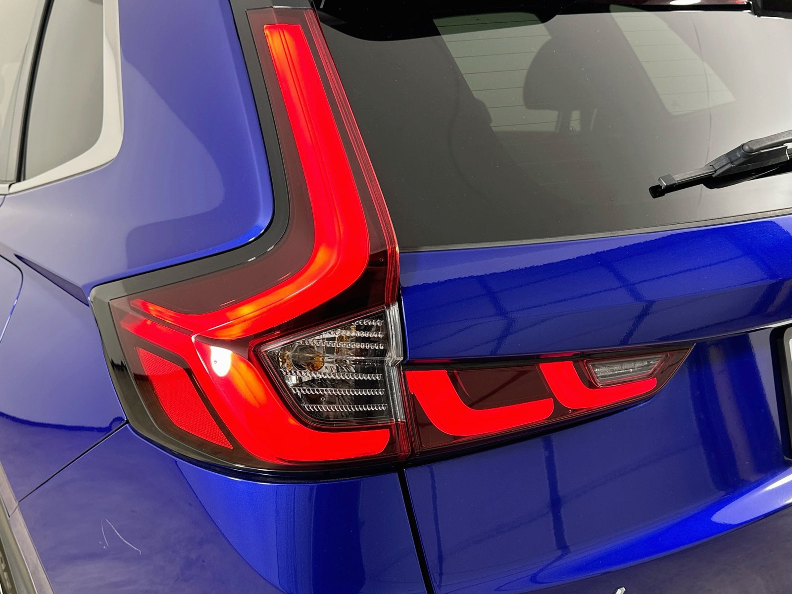 Used 2023 Honda CR-V Sport Touring image 12