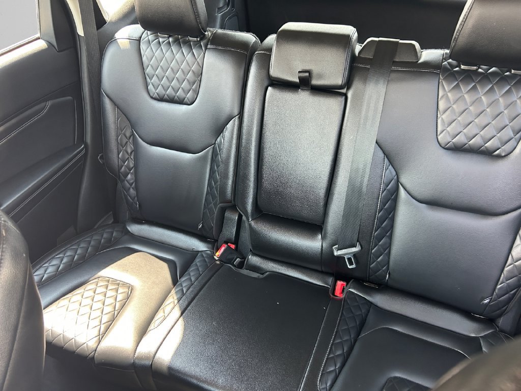Used 2024 Ford Edge Titanium AWD/4WD image 19