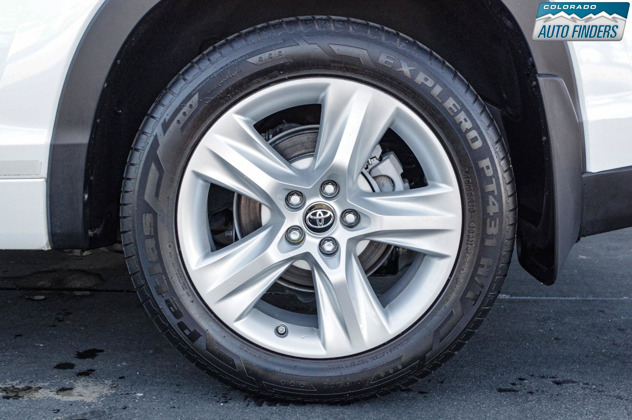 Used 2018 Toyota Highlander Limited Platinum AWD/4WD image 26