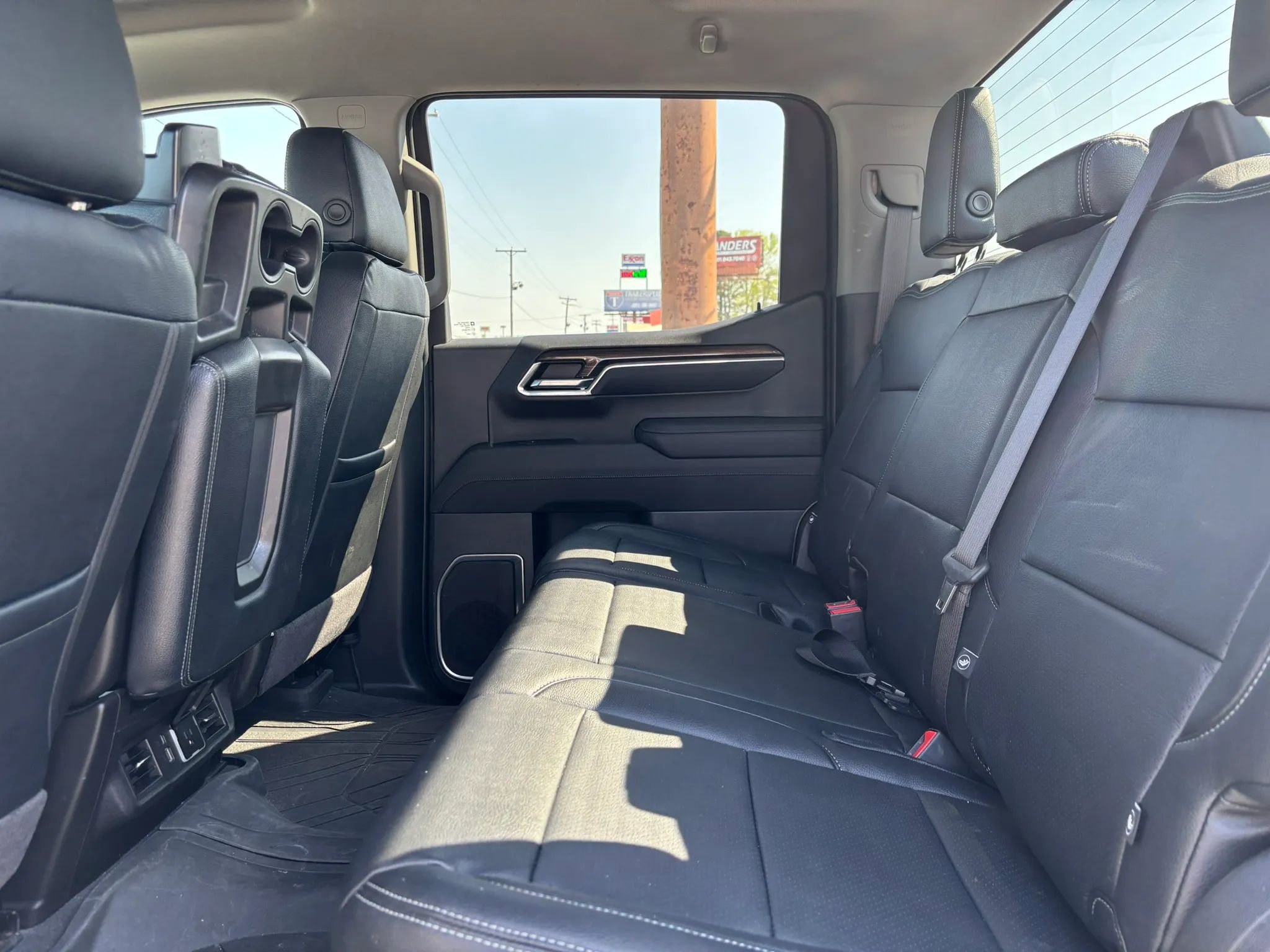 Used 2023 Chevrolet Silverado 1500 LT image 17