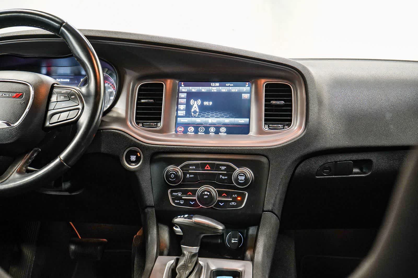 Used 2023 Dodge Charger SXT RWD image 13
