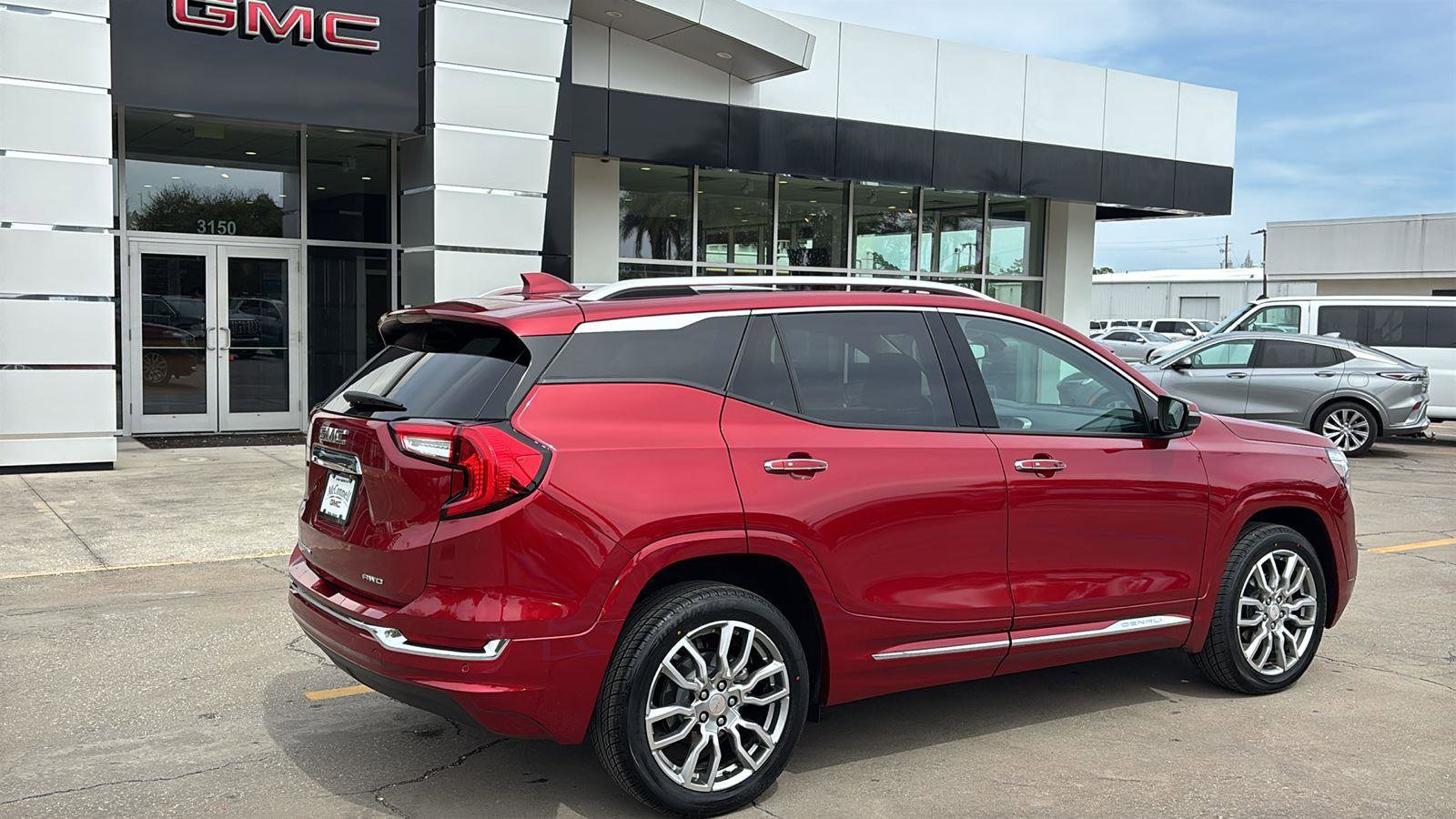 Certified 2023 GMC Terrain Denali w/ LPO, Floor Liner Package image 7