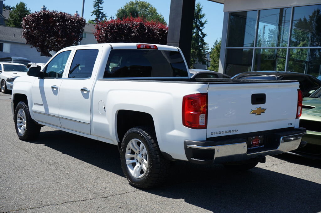 Used 2018 Chevrolet Silverado 1500 LTZ w/ LTZ Plus Package image 3