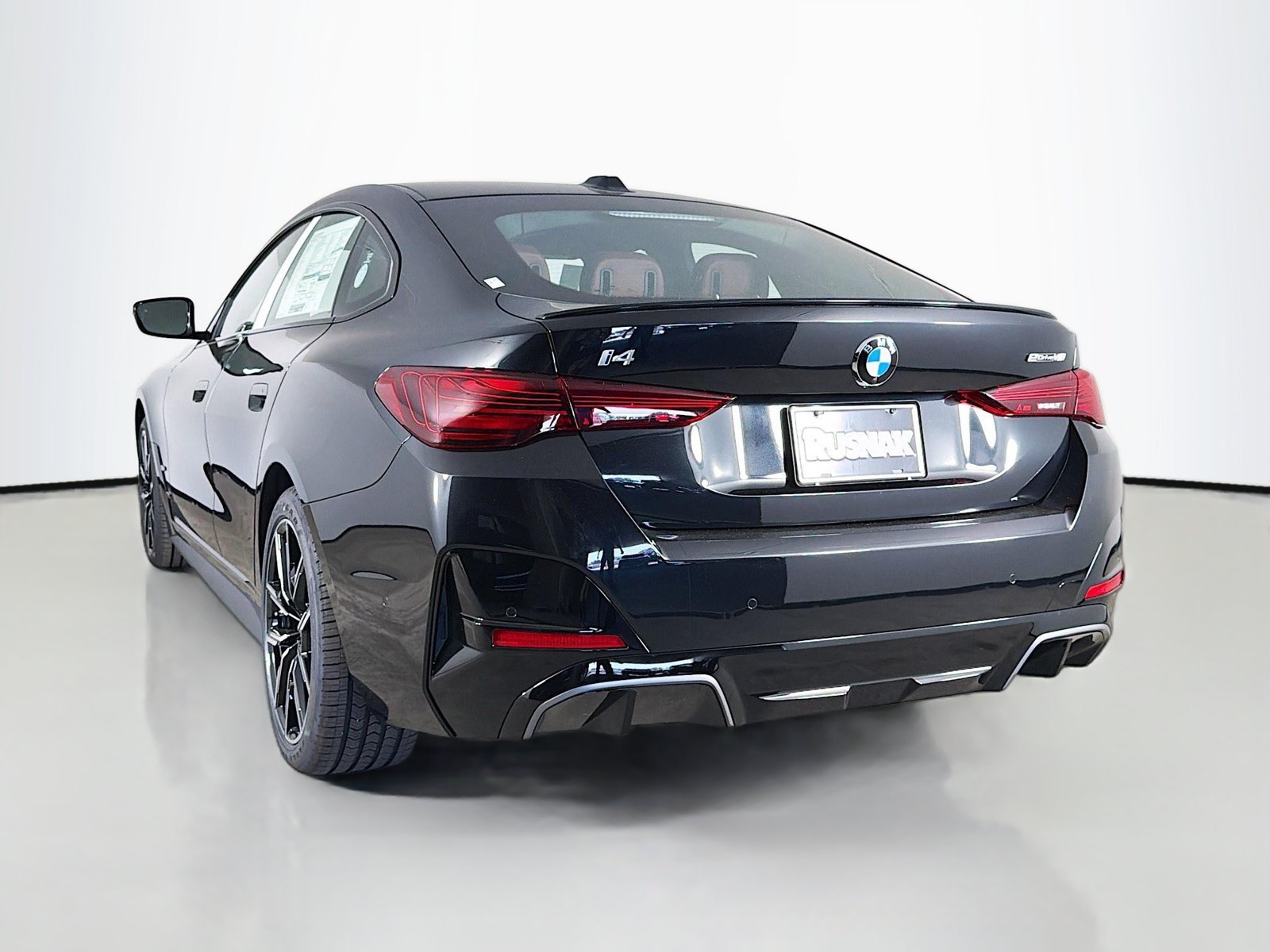 New 2026 BMW i4 eDrive40 w/ M Sport Package RWD image 5