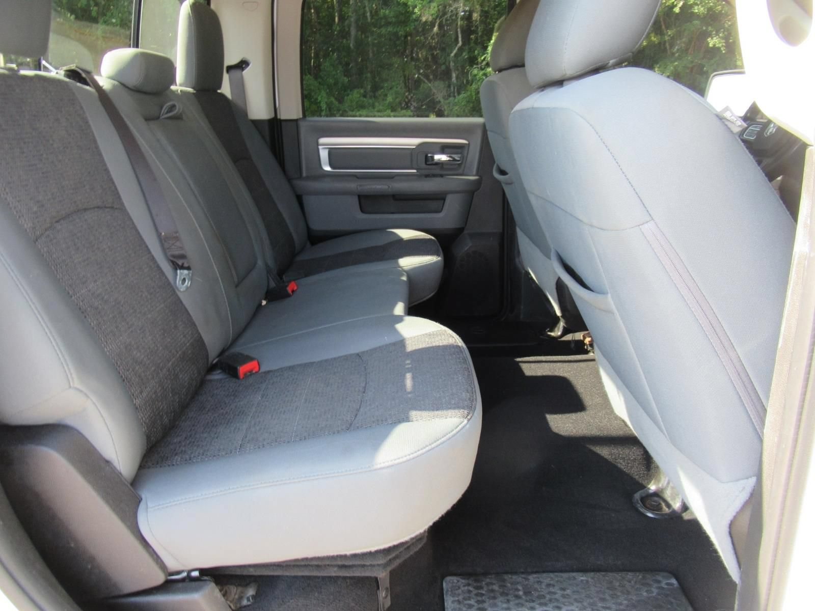 Used 2019 RAM 1500 Big Horn AWD/4WD image 32