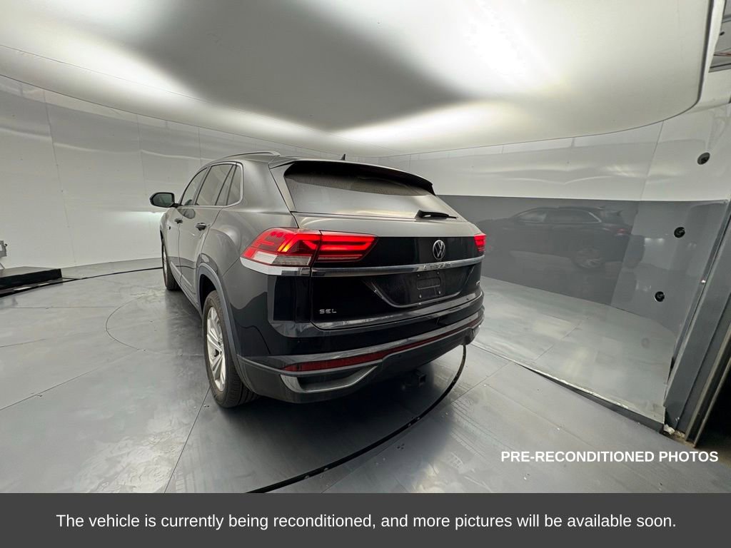 Used 2020 Volkswagen Atlas Cross Sport SEL image 3