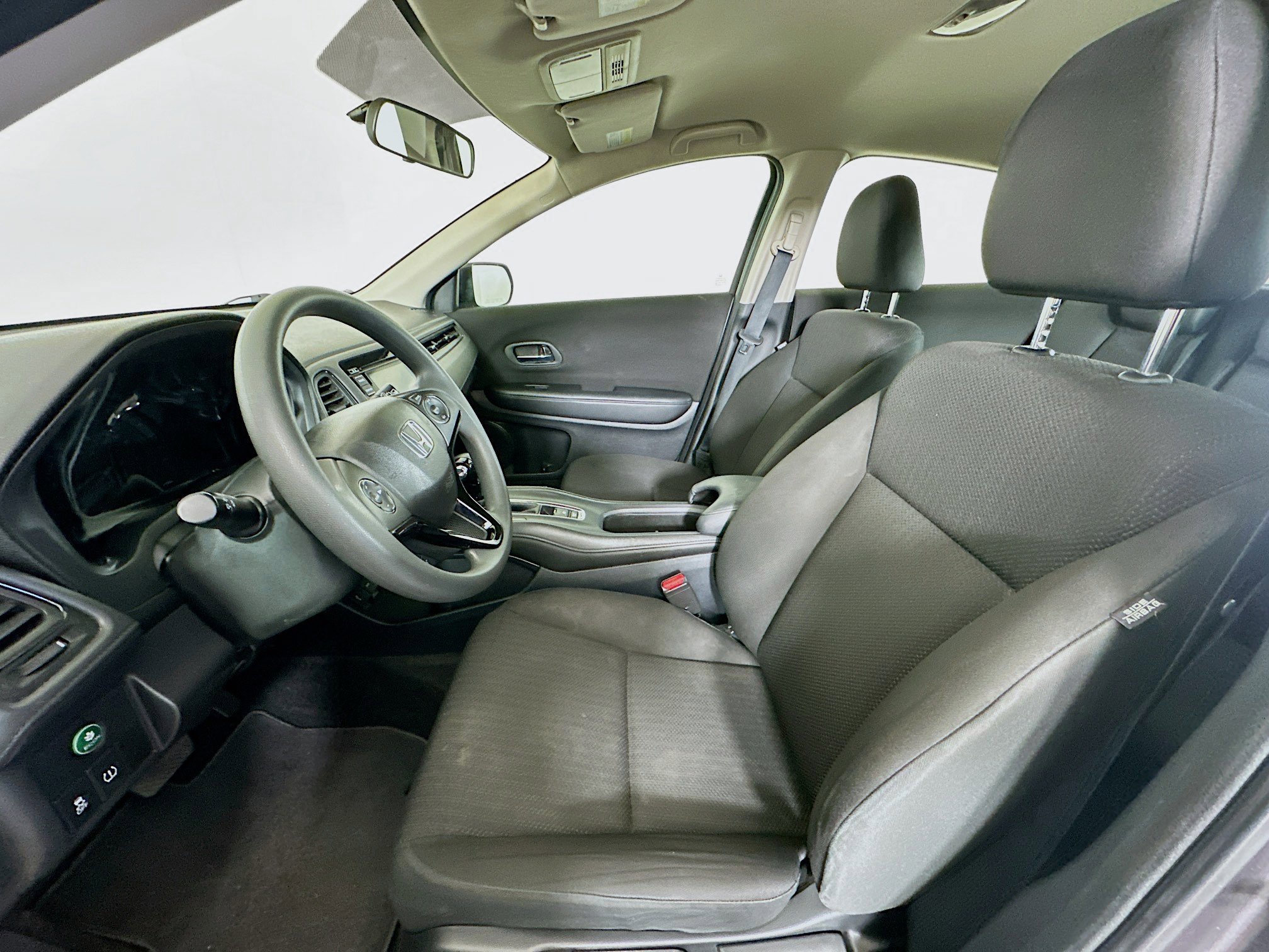 Used 2016 Honda HR-V LX image 13