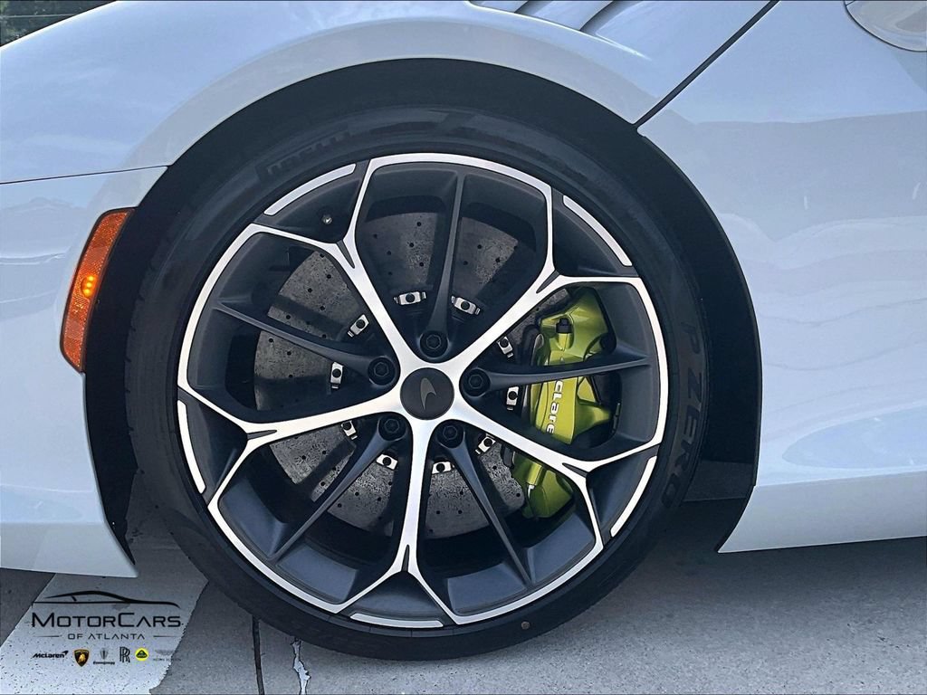 New 2026 McLaren Artura RWD image 15