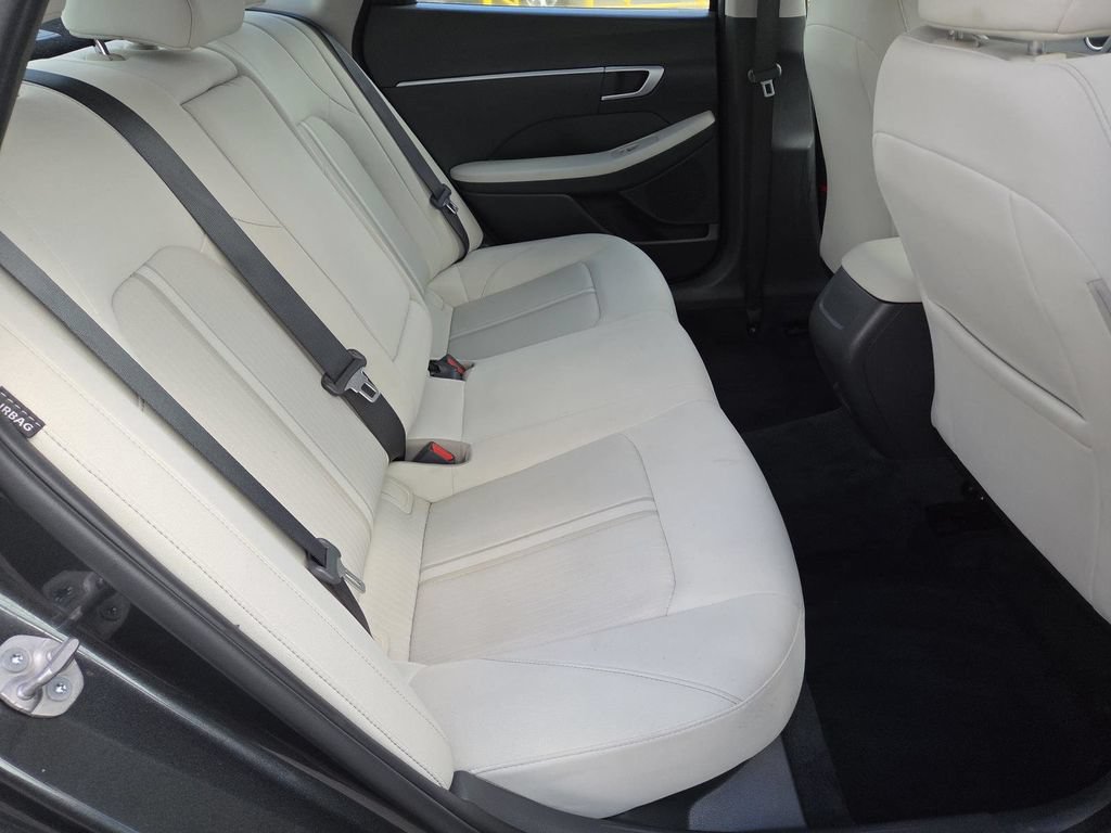 Used 2025 Hyundai Sonata SEL FWD image 18