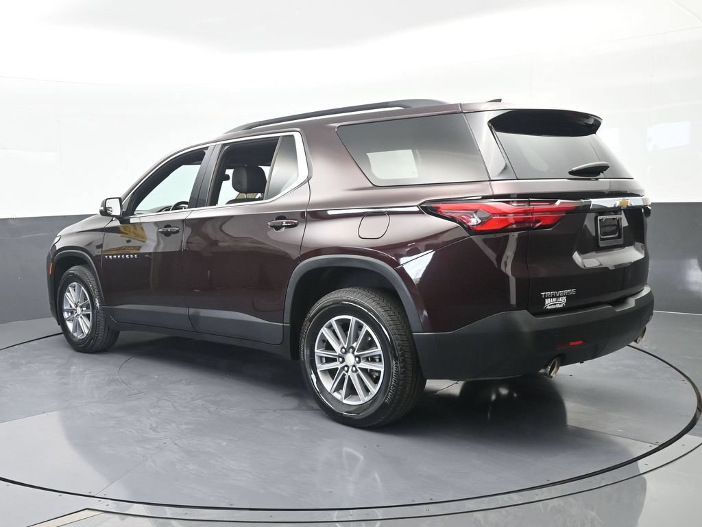 Used 2022 Chevrolet Traverse LT w/ LPO, Floor Liner Package FWD image 4