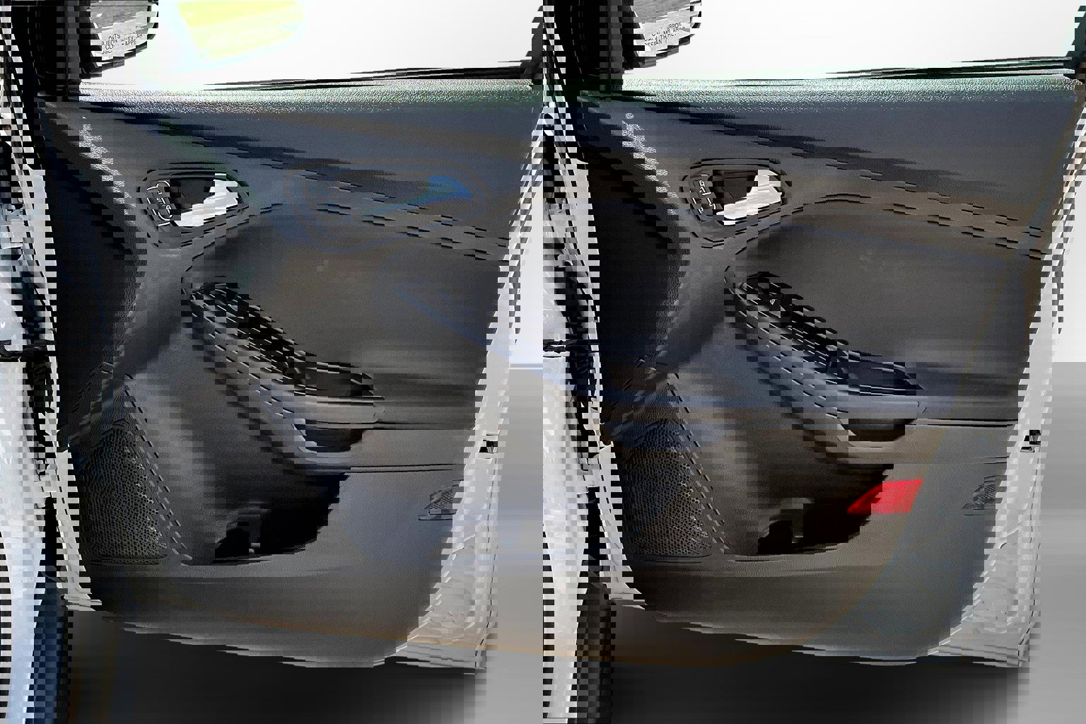 Used 2018 Ford Focus SE image 26