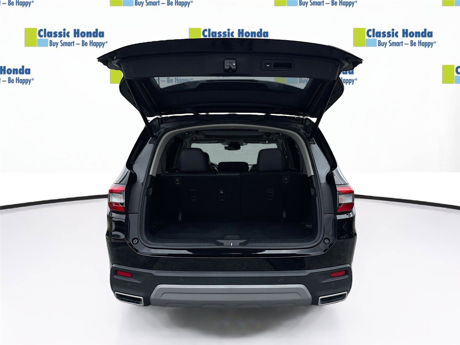 Certified 2025 Honda Pilot Touring image 32