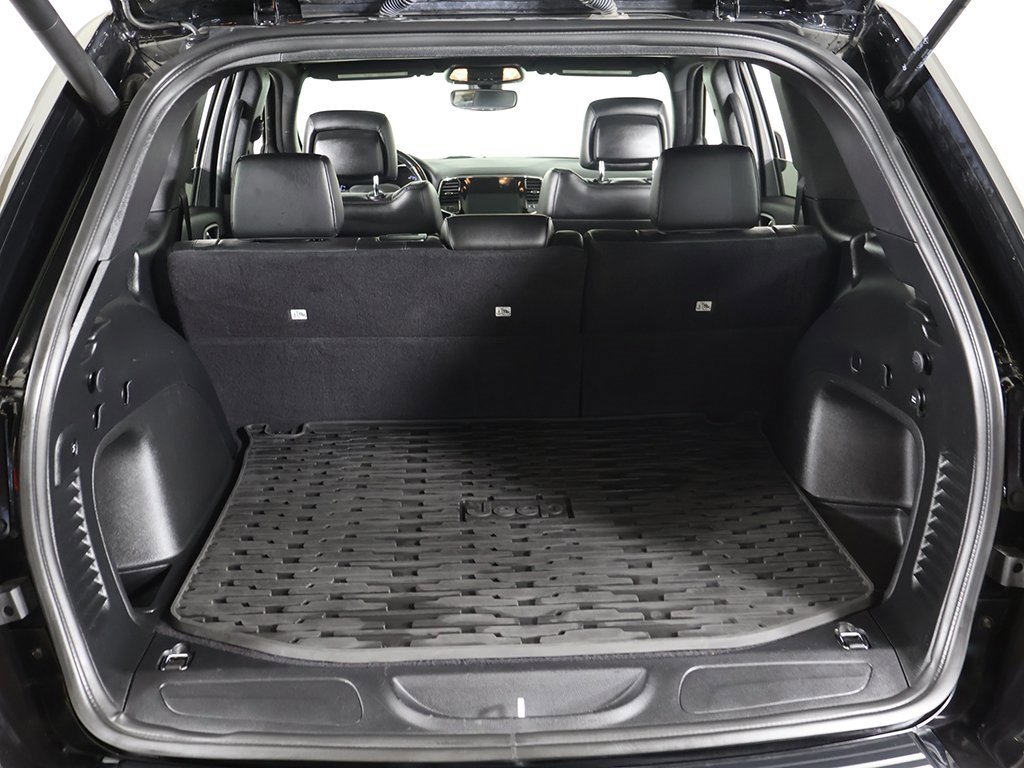 Used 2021 Jeep Grand Cherokee Limited image 20