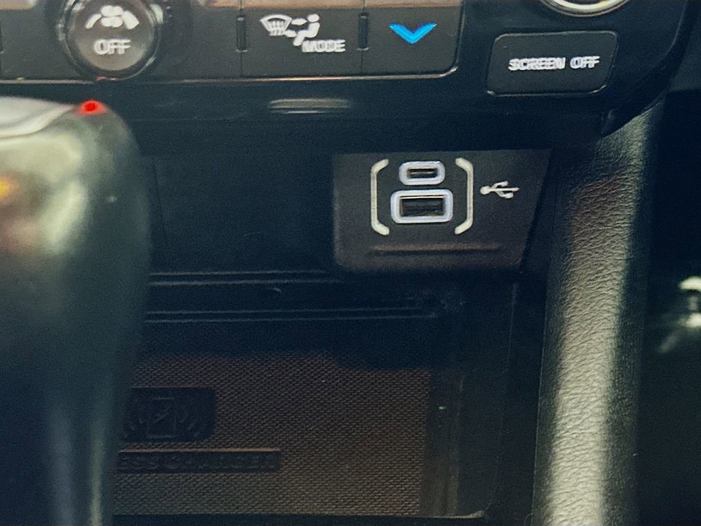 Used 2022 Jeep Compass High Altitude w/ (RED) Package image 31