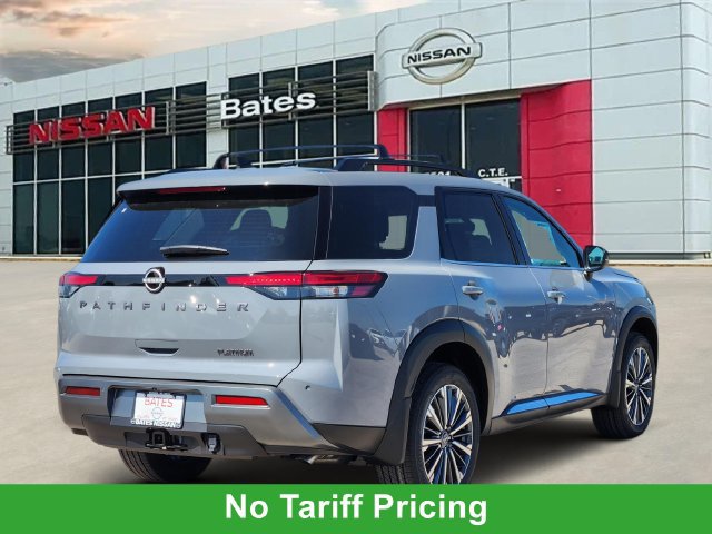New 2026 Nissan Pathfinder Platinum FWD image 4