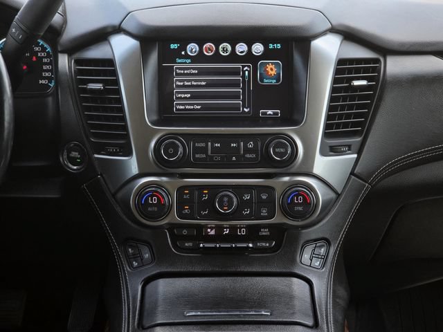 Used 2019 Chevrolet Suburban Premier AWD/4WD image 16