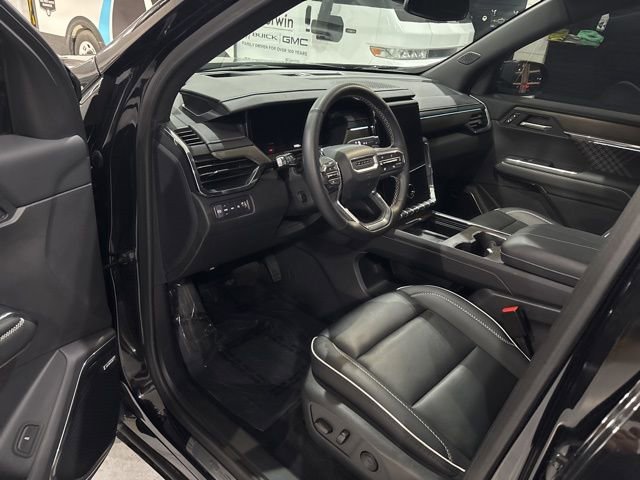 Used 2024 GMC Acadia Denali AWD/4WD image 12