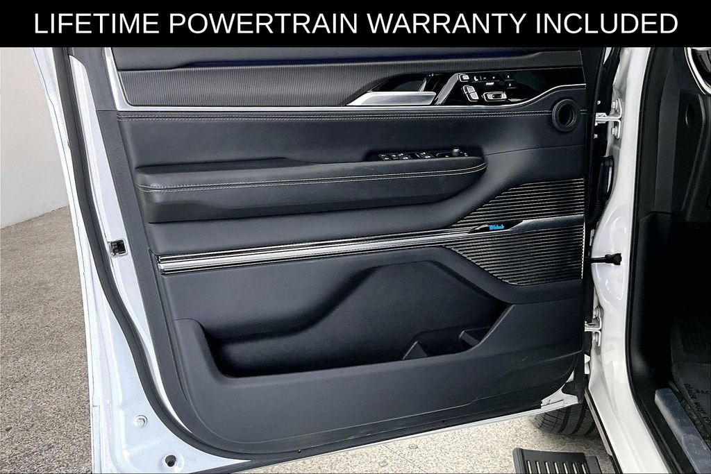 Used 2024 Jeep Grand Wagoneer L Series II w/ Quick Order Packagew 28T AWD/4WD image 23