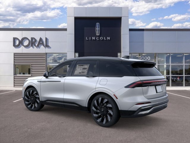 New 2026 Lincoln Nautilus Reserve w/ Jet Appearance Package AWD/4WD image 4