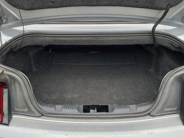 Used 2023 Ford Mustang Premium image 6