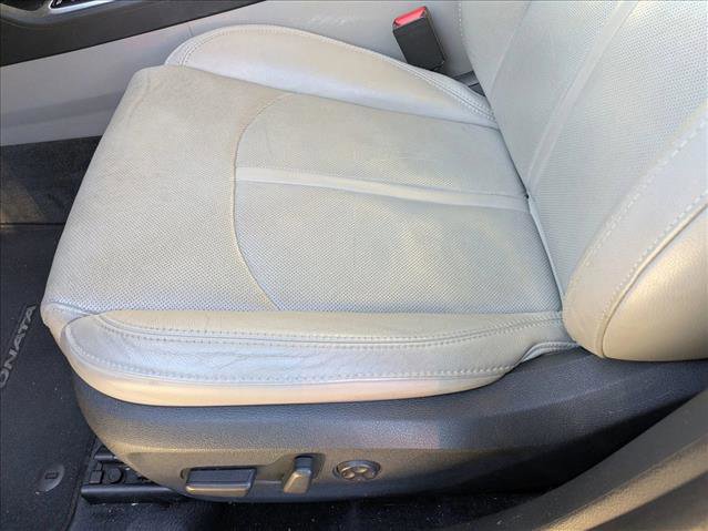 Used 2018 Hyundai Sonata Limited w/ Ultimate Package 07 image 15