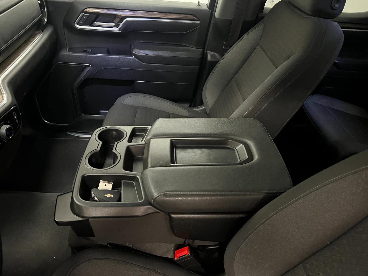 Used 2025 Chevrolet Silverado 1500 LT image 28