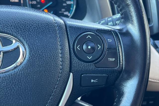 Certified 2017 Toyota RAV4 XLE w/ Convenience Package AWD/4WD image 26