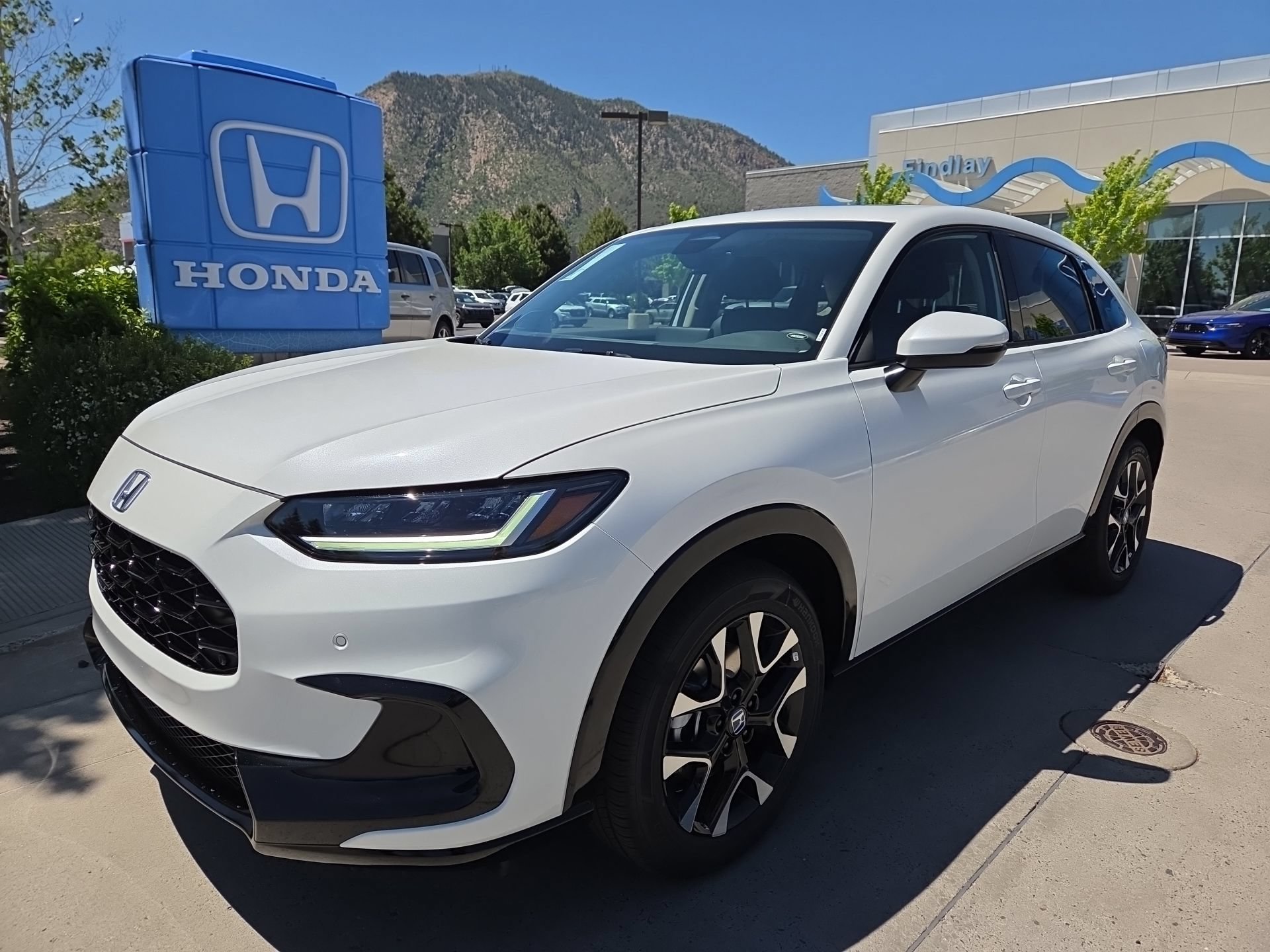 New 2027 Honda HR-V EX-L image 1