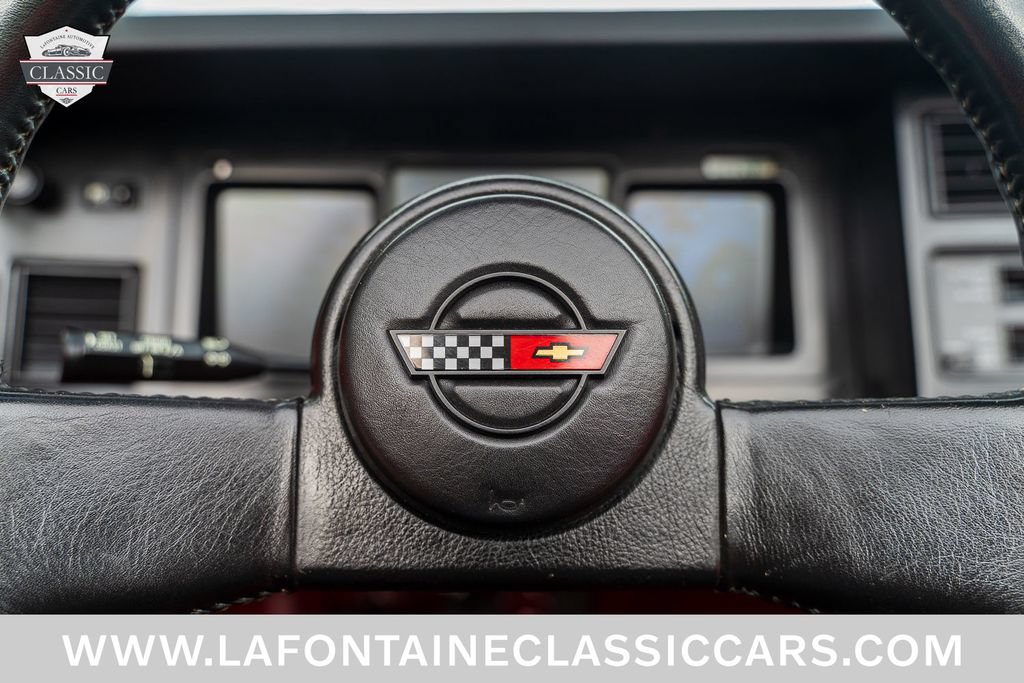 Used 1988 Chevrolet Corvette Convertible RWD image 85