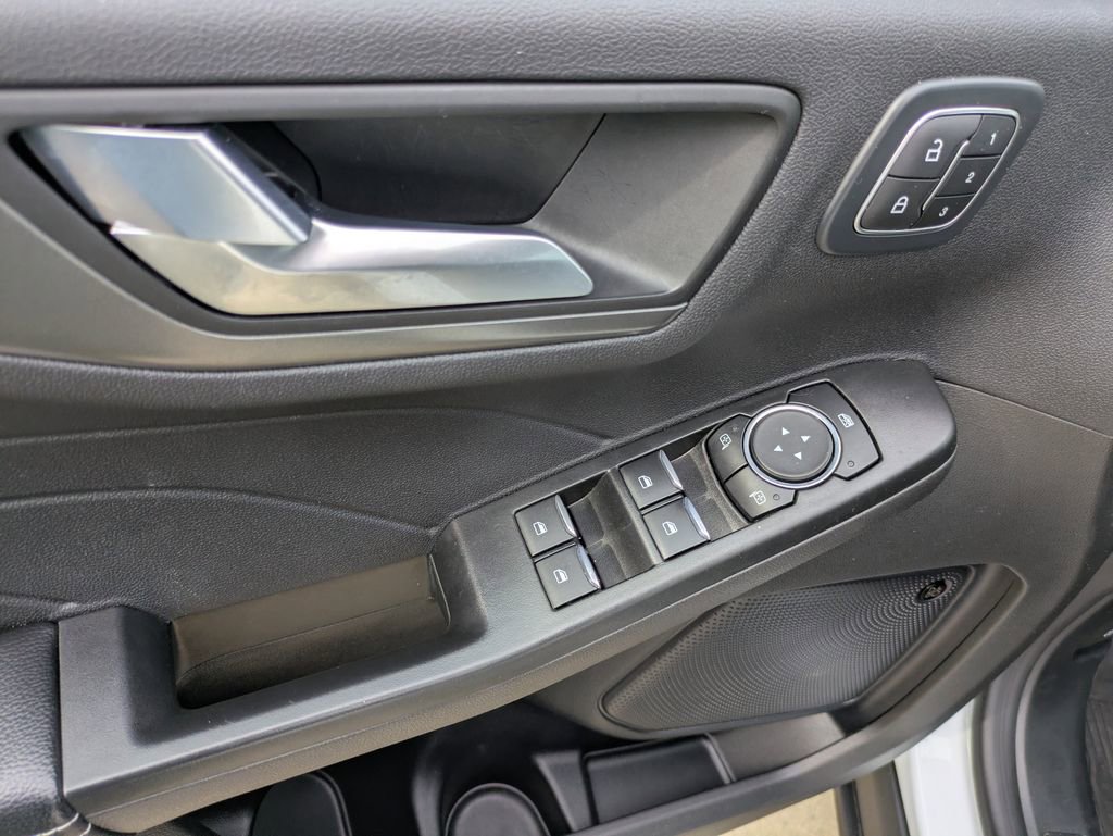 Used 2023 Ford Escape Active w/ Tech Pack #2 image 9